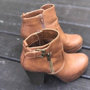 Barely worn brown Material Girl heels